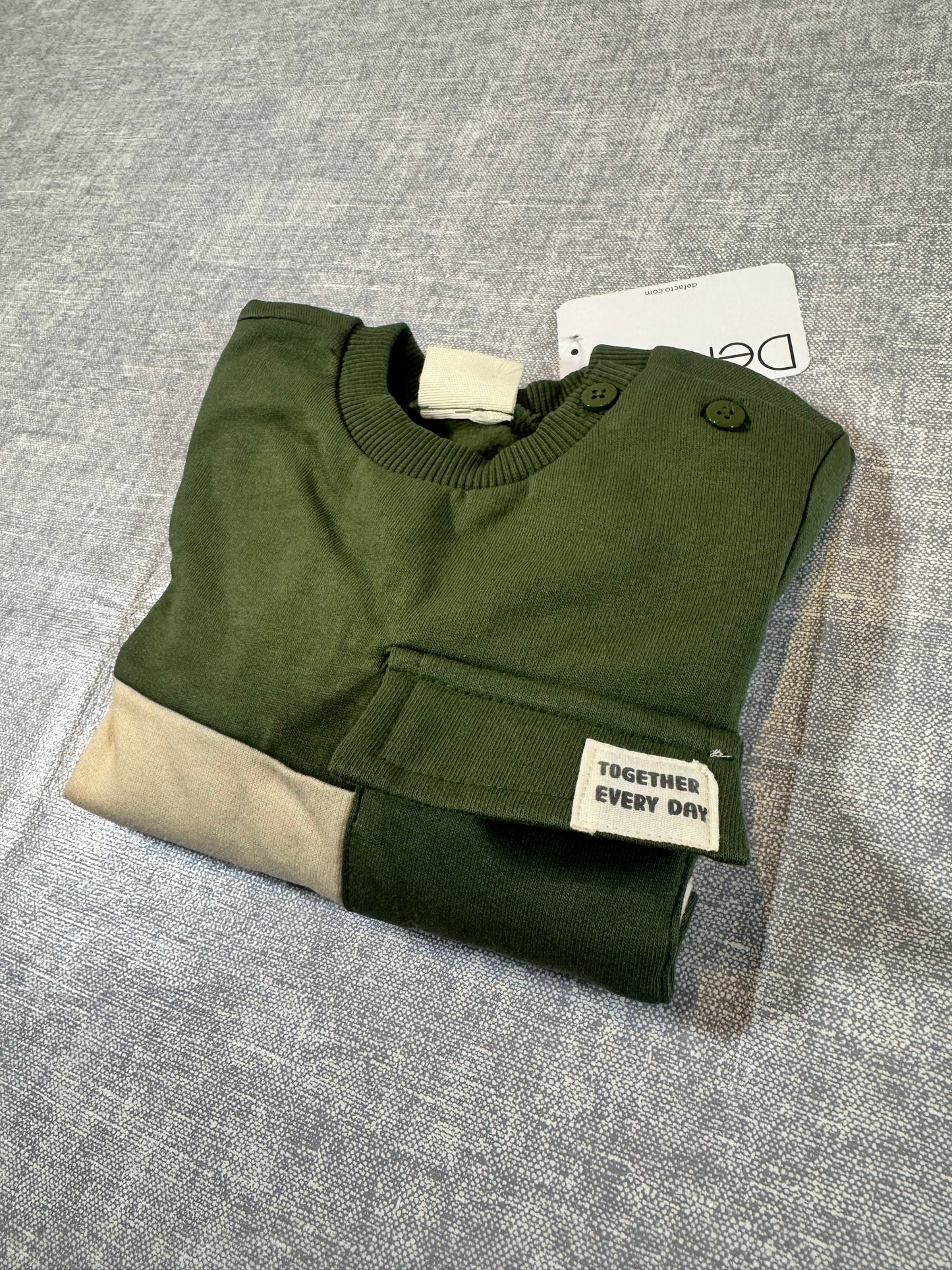 stylischer Pullover Jungs 74/80