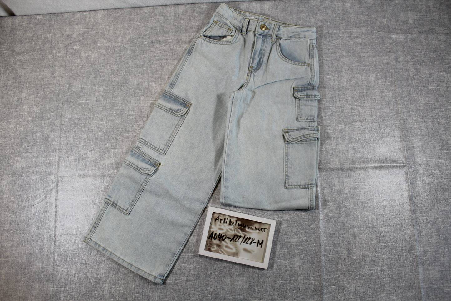 122/128 helle Jeans Mädchen