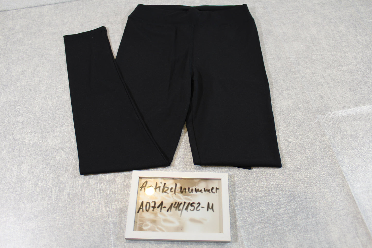 146/152 Schwarze bequeme Leggins Mädchen