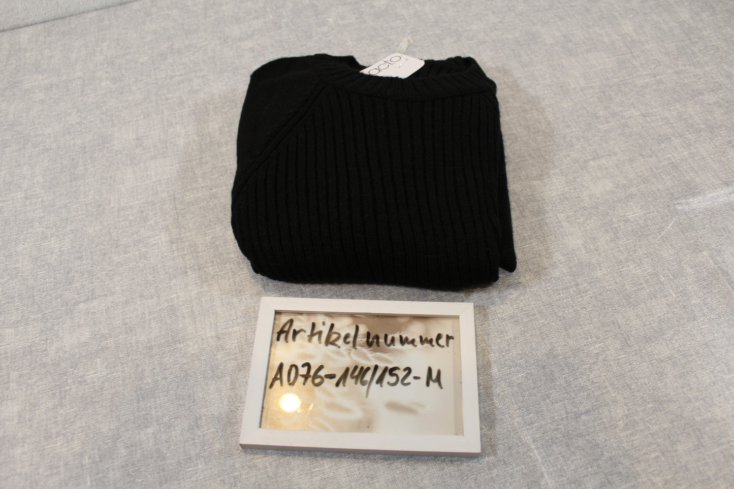 146/152 Schwarzer stylischer Pullover Mädchen