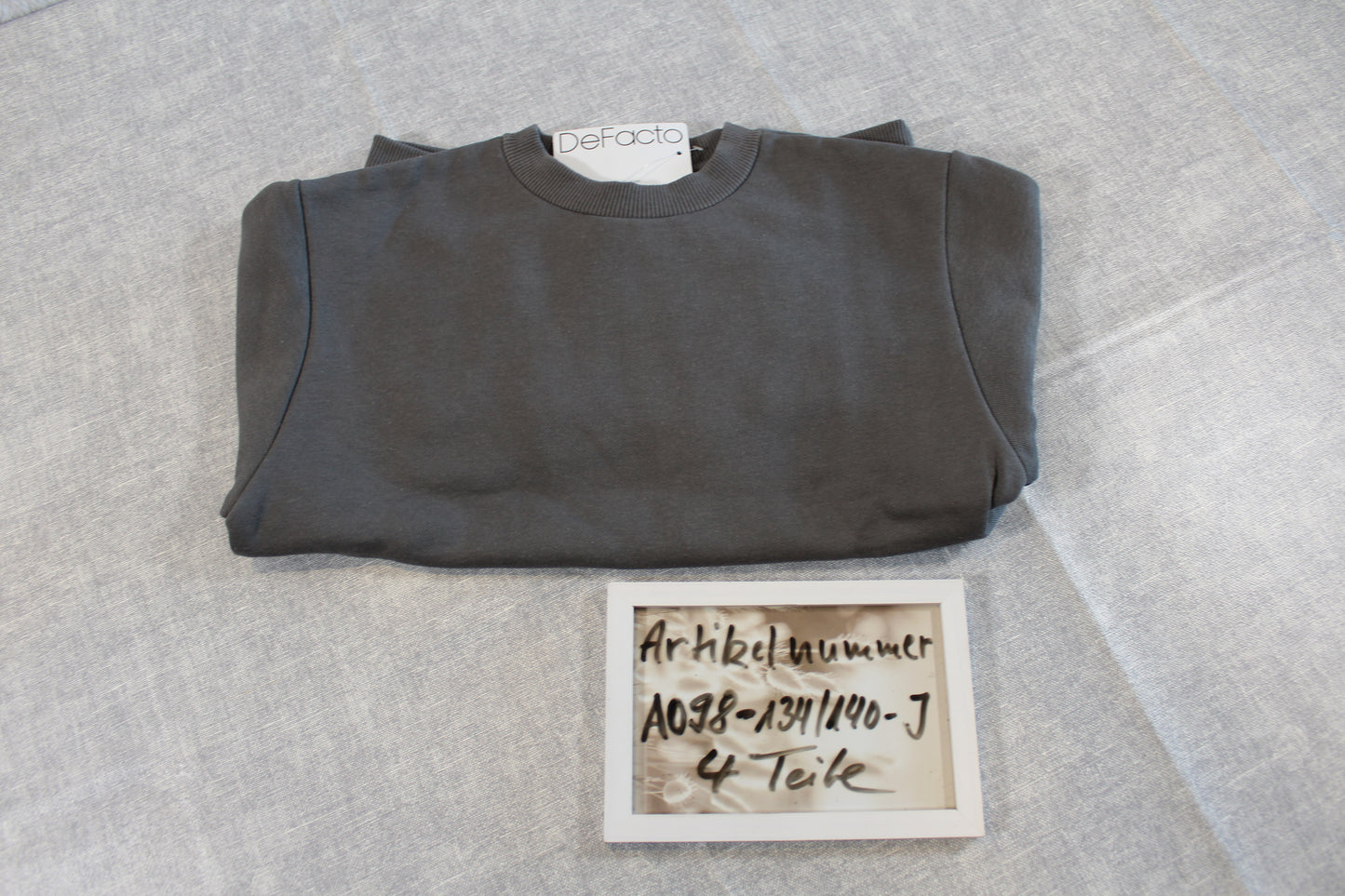 116/122 Grauer Pullover Jungs