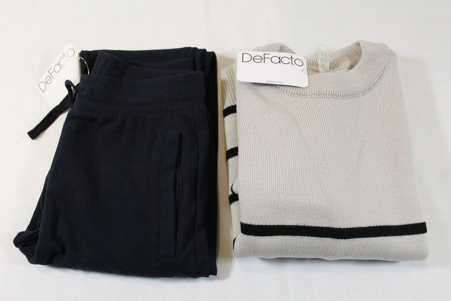 Set Leichte Hose Pullover Jungs 122/128