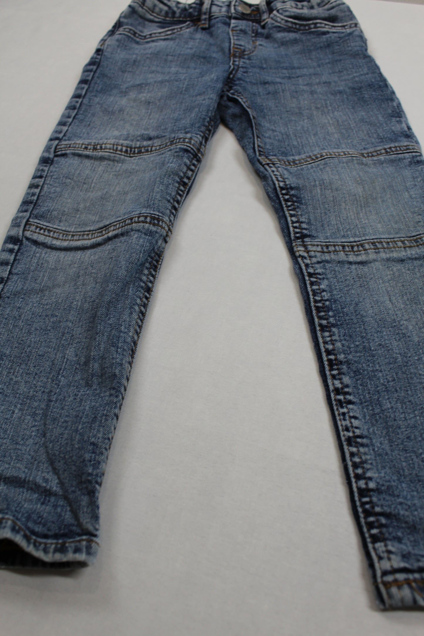 Set Zwei T-Shirts Uni Motiv Bluejeans Jungs 110/116