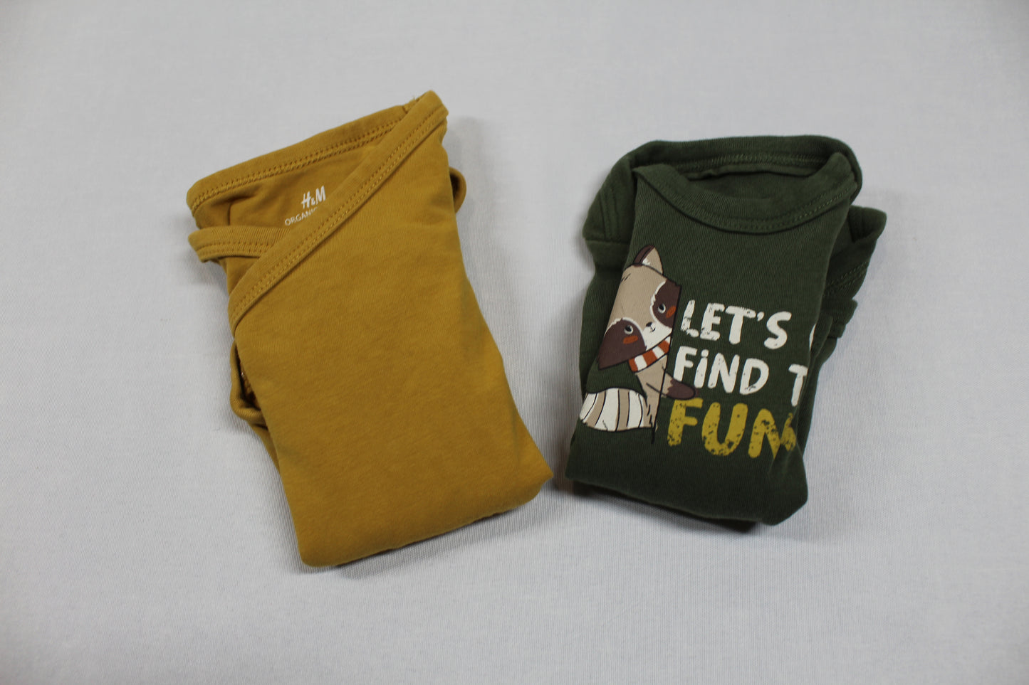 Set Uni Bodys Oka Grün Motiv Jungs 62