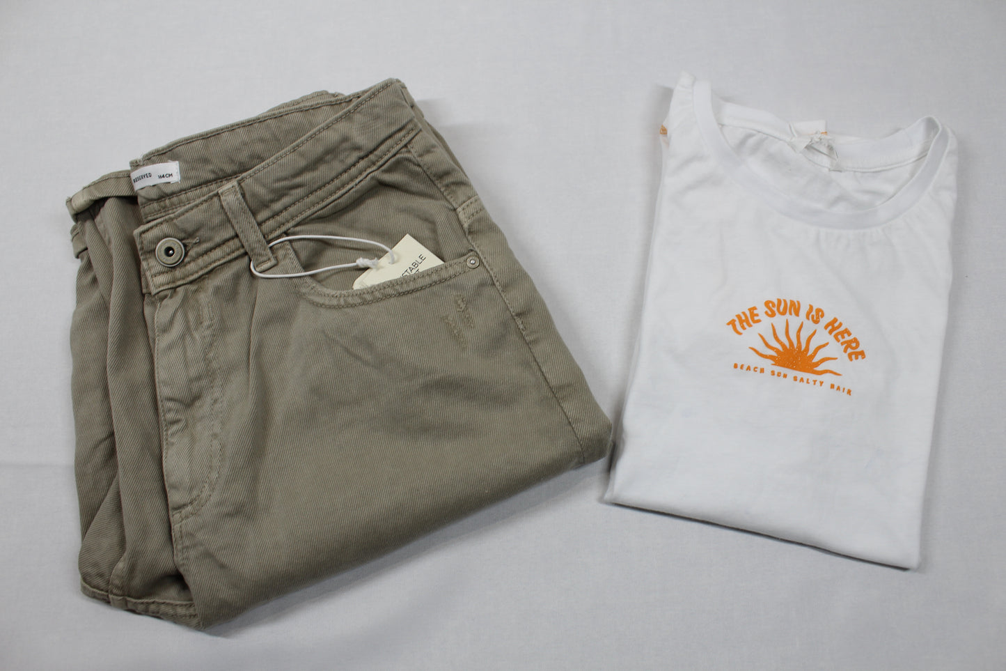 Sommerset kurze beige Jeans T-Shirt weiß Jungs Better Quality 158/164