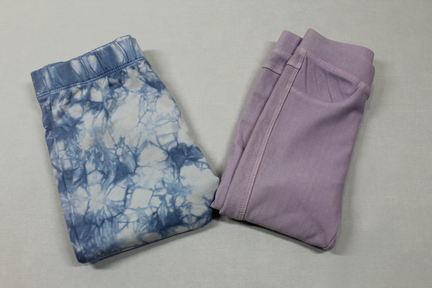 Set Leggins dunkel- rosa Leggins weiß - blau Muster Mädchen Kids Sommer A- Ware 74/80