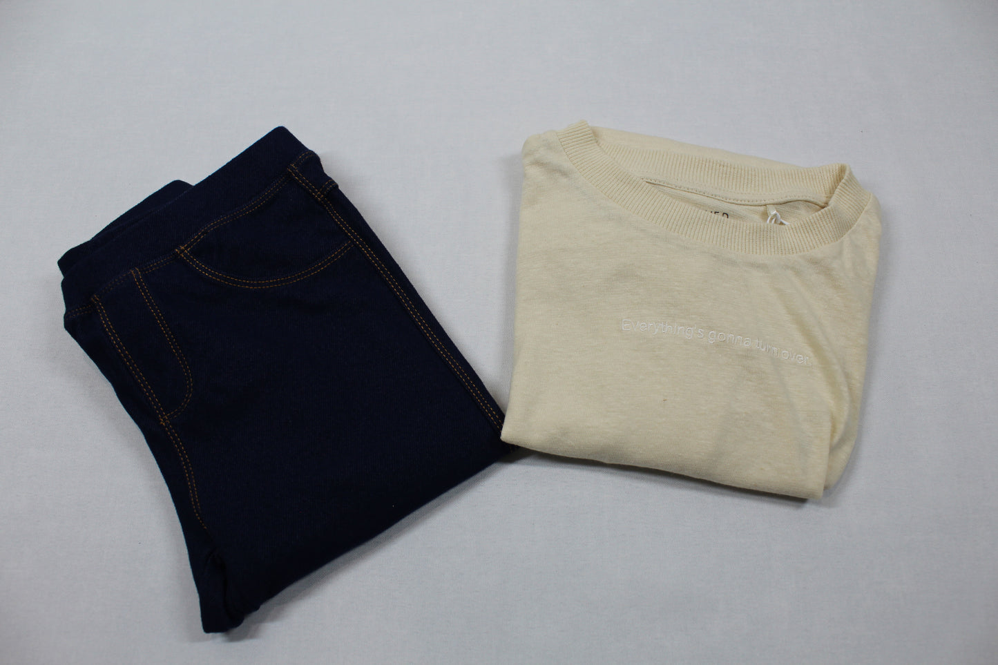 Set leichte Leggins T-Shirt Mädchen 134/140
