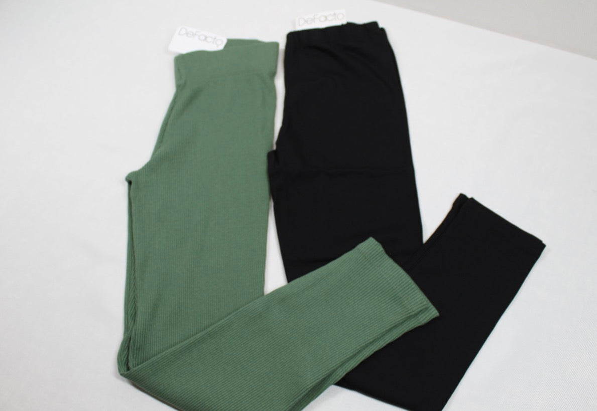 Mädchen Mix- Schlafanzüge, Leggins, Röcke u.v.m