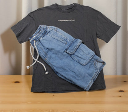 Sommerset kurze Bluejeans graues T-Shirt Jungs 146/152