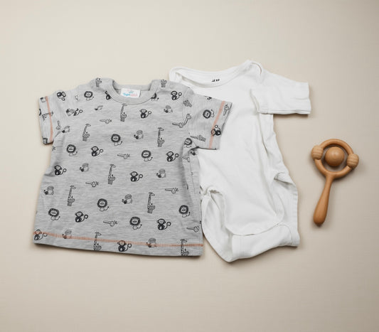 Set T-Shirt Grau Motiv Body Weiß Jungs 62/68