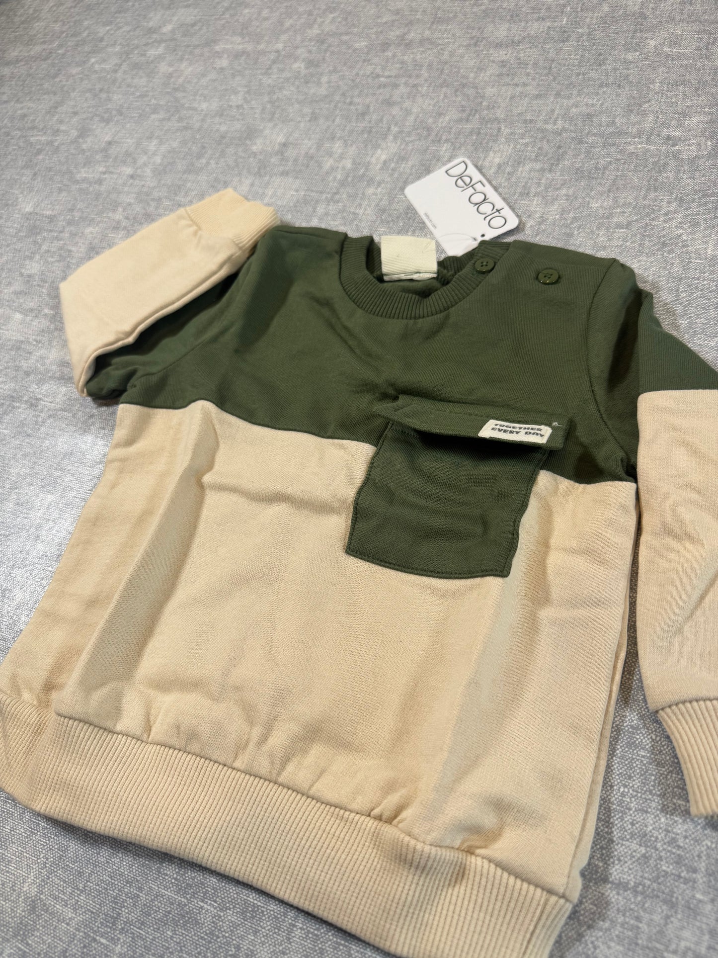 stylischer Pullover Jungs 74/80