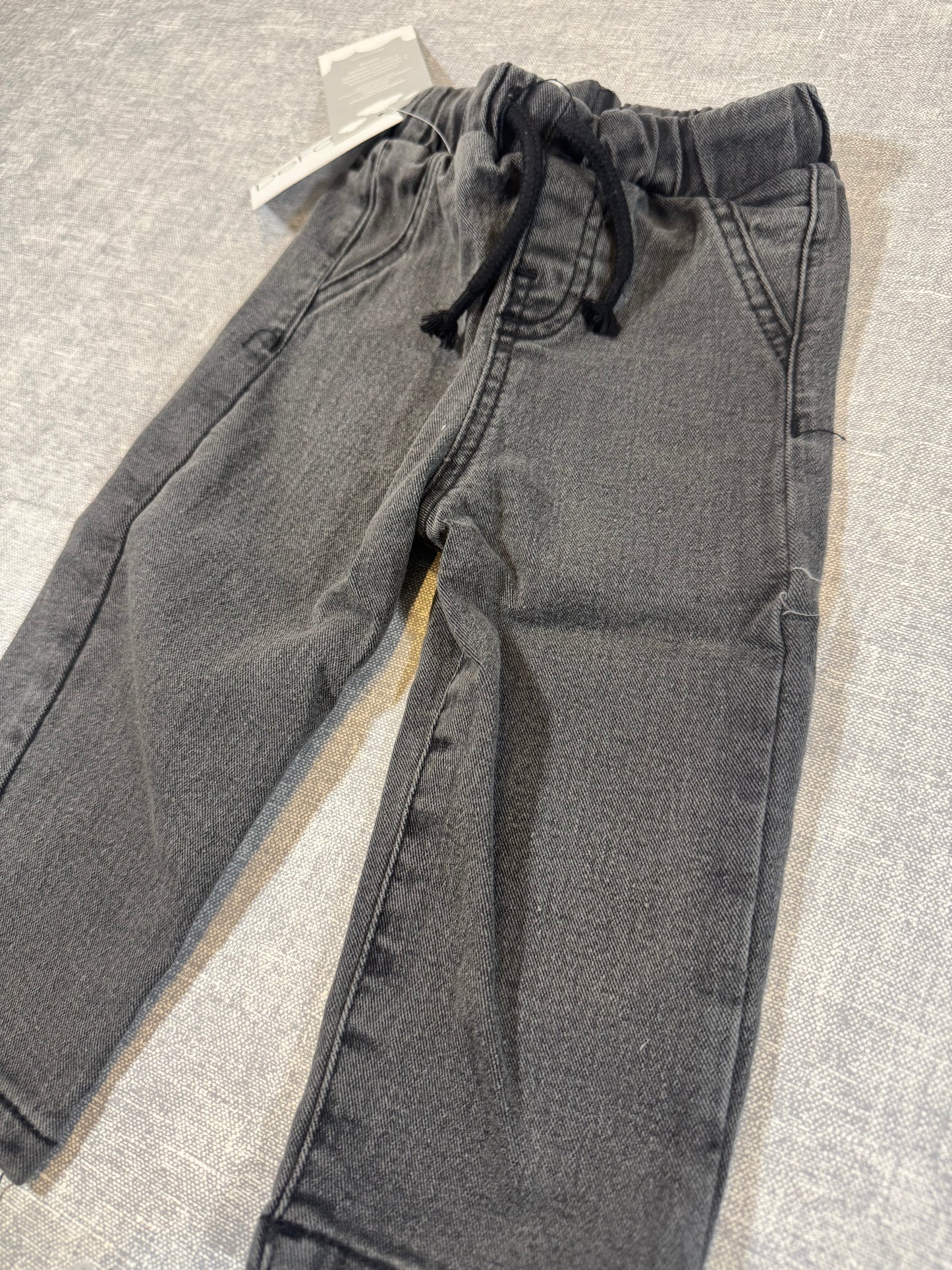 Stylische Jeans Baby 74/80
