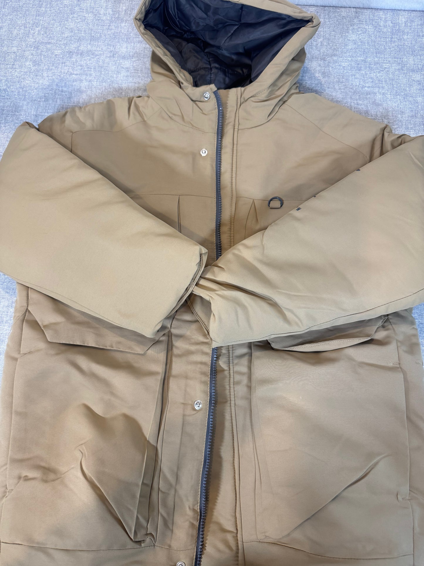 Beige Winterjacke Jungs 146/152