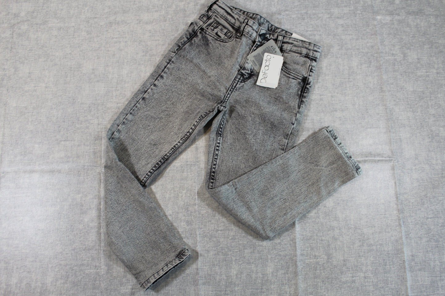 Jeans Jungs grau 122/128