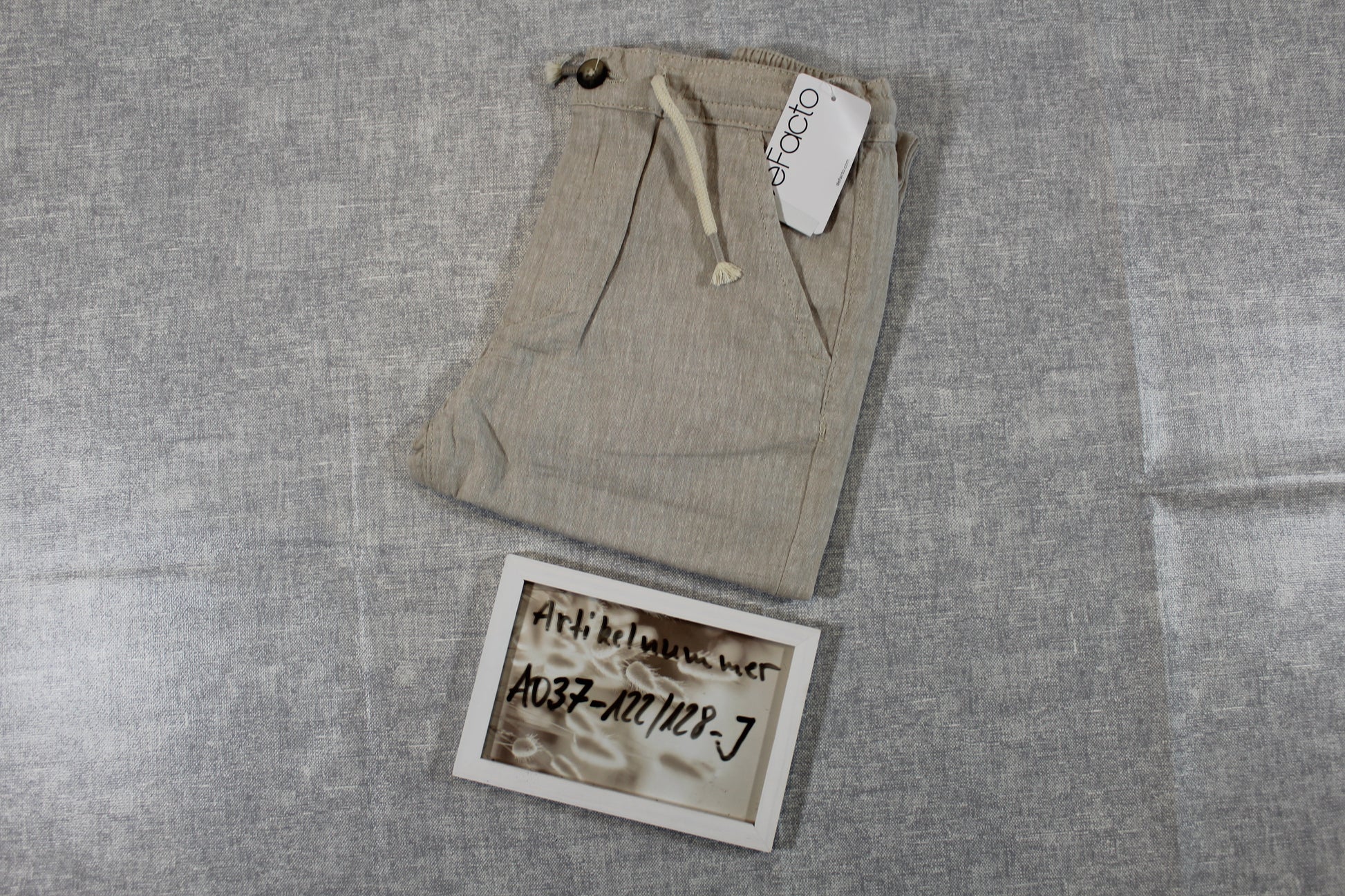 122/128 leichte Hose Jungs
