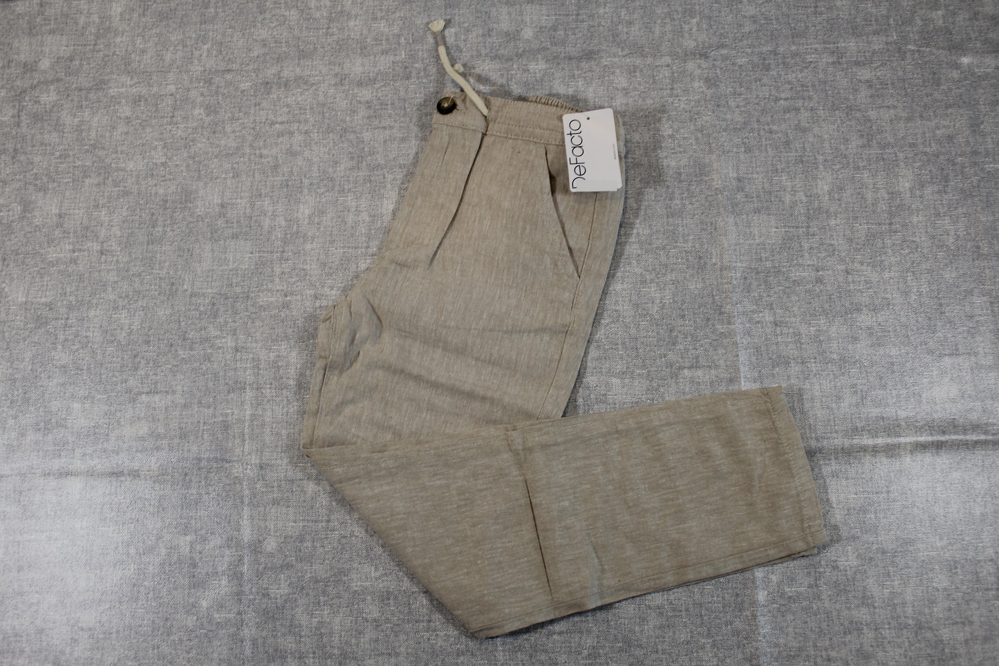 leichte Hose Jungs 122/128