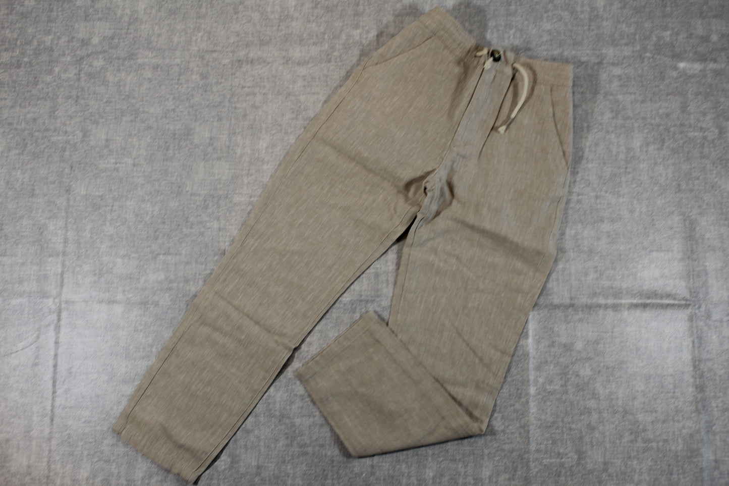 leichte Hose Jungs 122/128