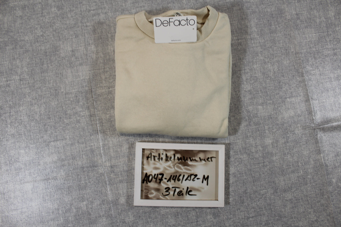 146/152 Uni Pullover Mädchen
