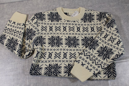 schöner Pullover Jungs 146/152