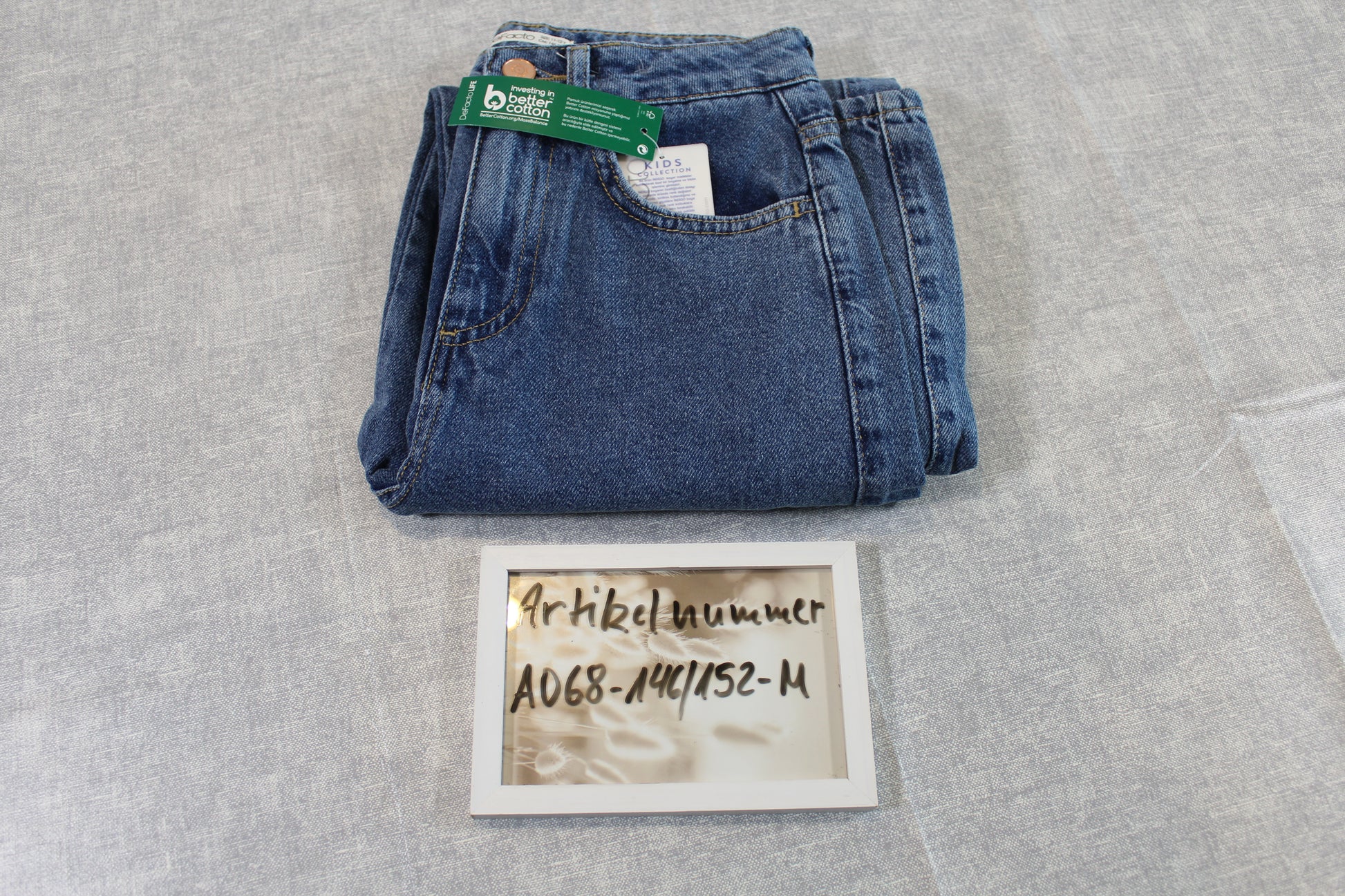 146/152 moderne Jeans Mädchen