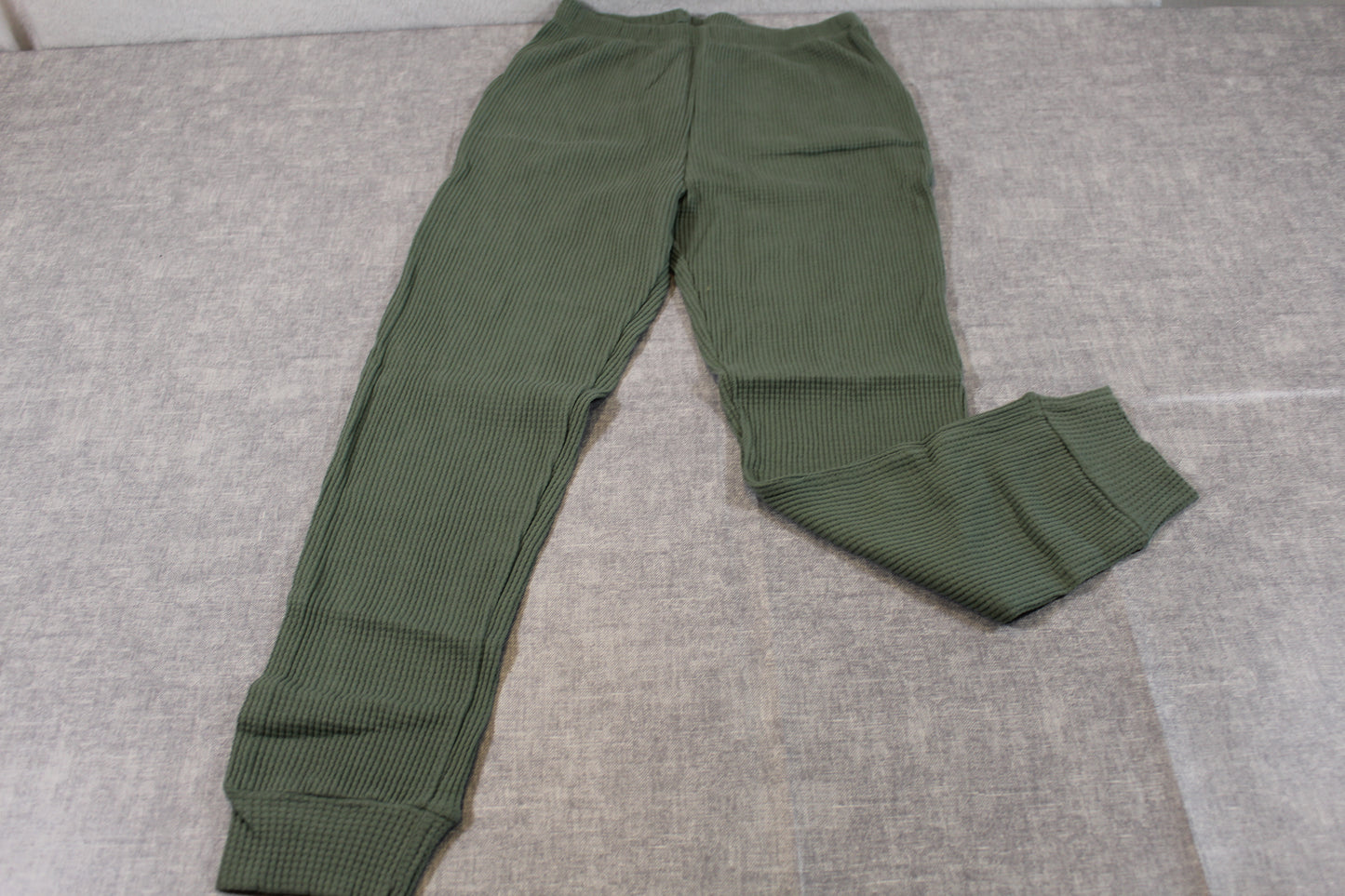 schöner Schlafanzug Jungs 134/140