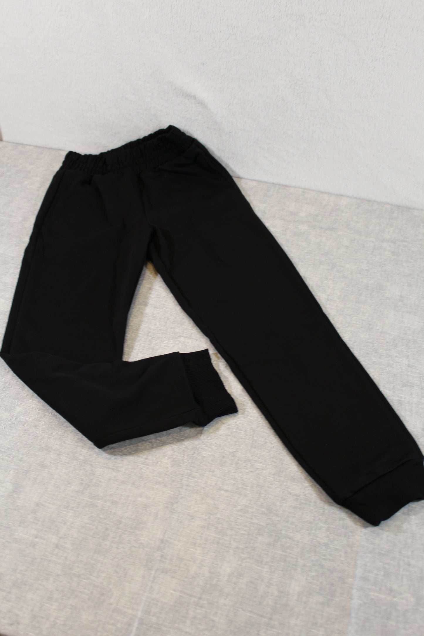 Schwarze Jogginghose Jungs 134/140