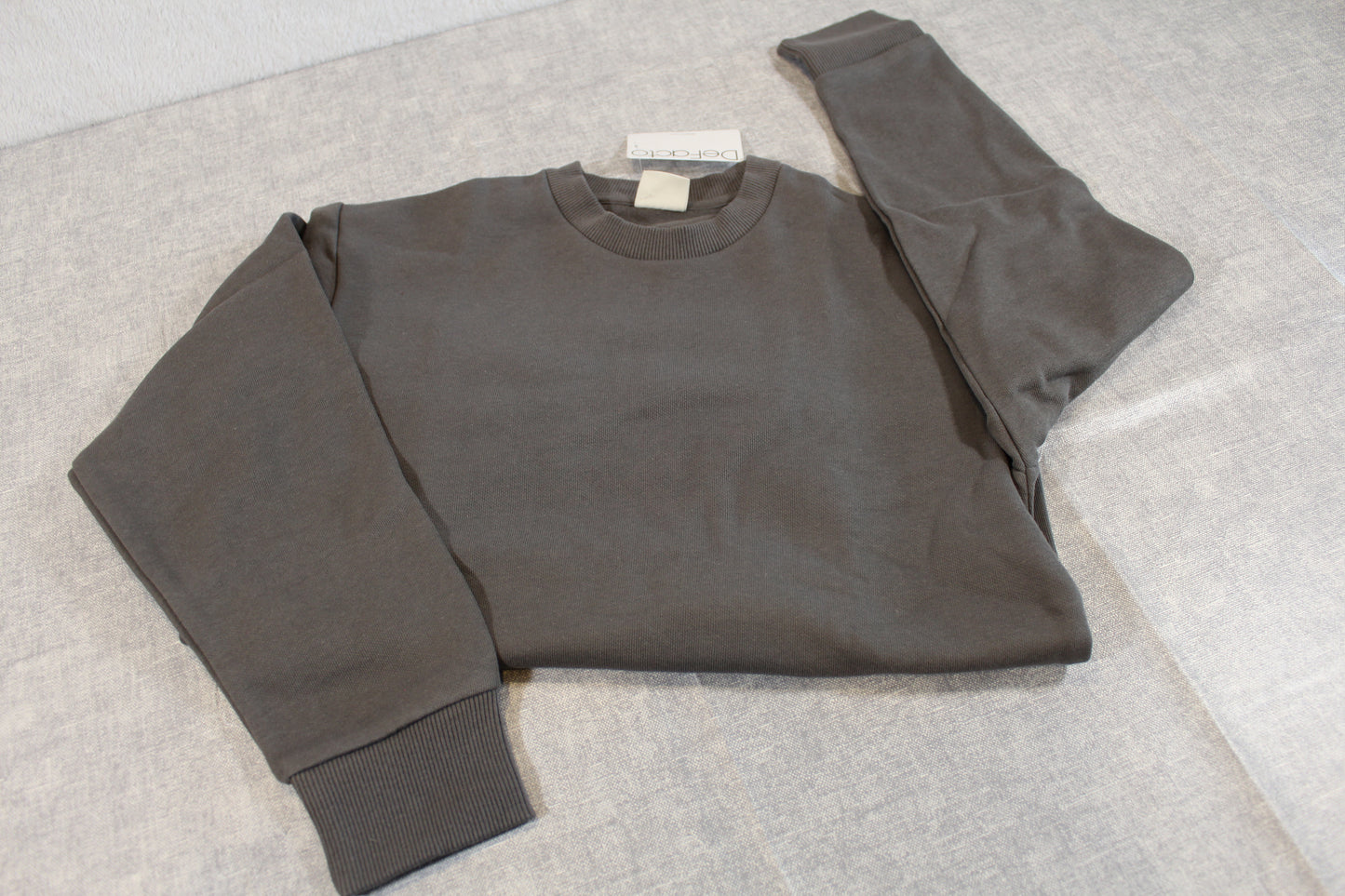 Grauer Pullover Jungs 134/140