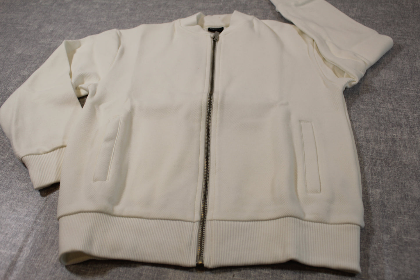 Bekleidungsset Roter Pullover Elegante Weste mit Pullover gestreift Jungs 128/134