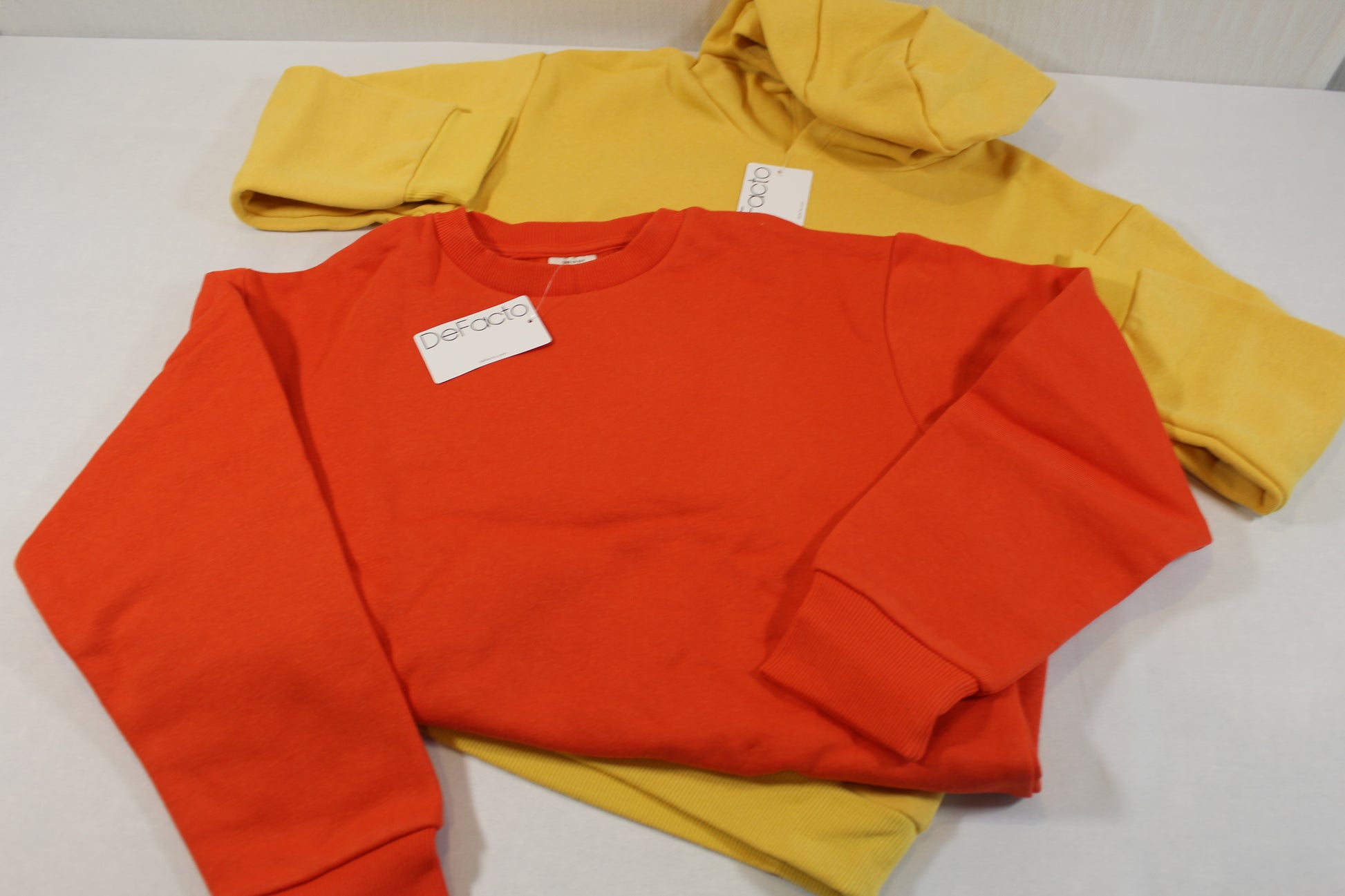 134/140 Set Bunte Pullover Jungs