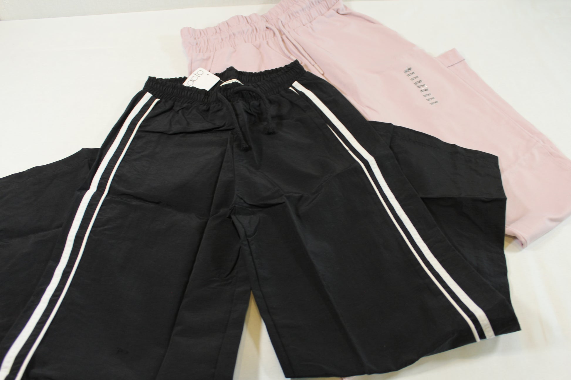 158/164 Set Leichte Jogginghose Rosa Schwarze Hose