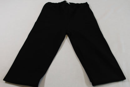 1587164 Schwarze Leggins Mädchen