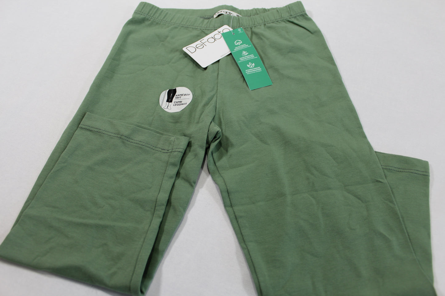 Grüne halblange Leggins Mädchen 128/134