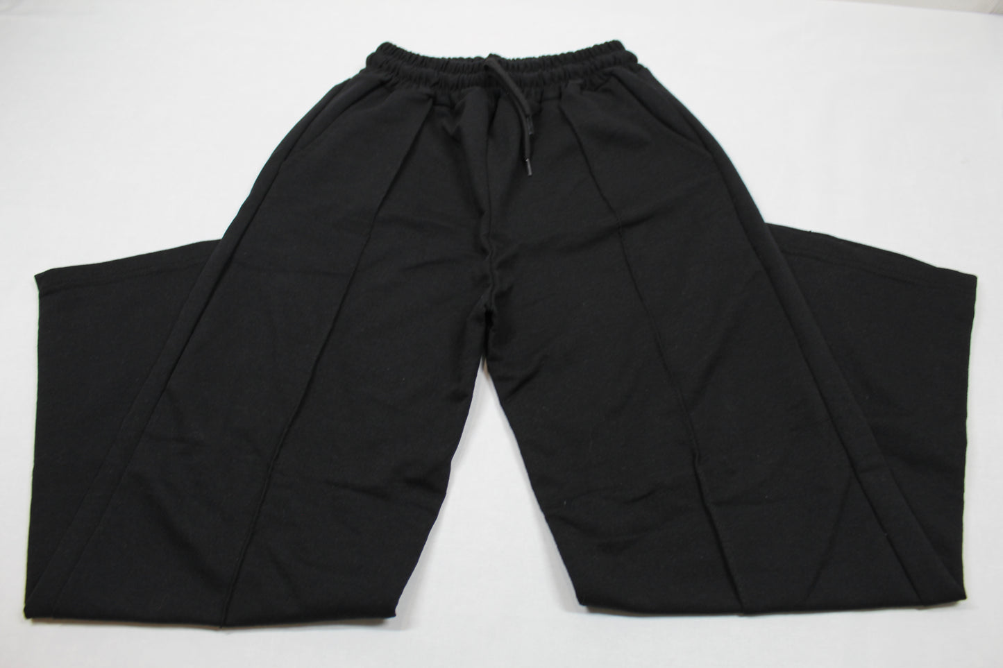 Leichter Zweiteiler Langarm Shirt weiß Schwarze Hose Mädchen 146/152