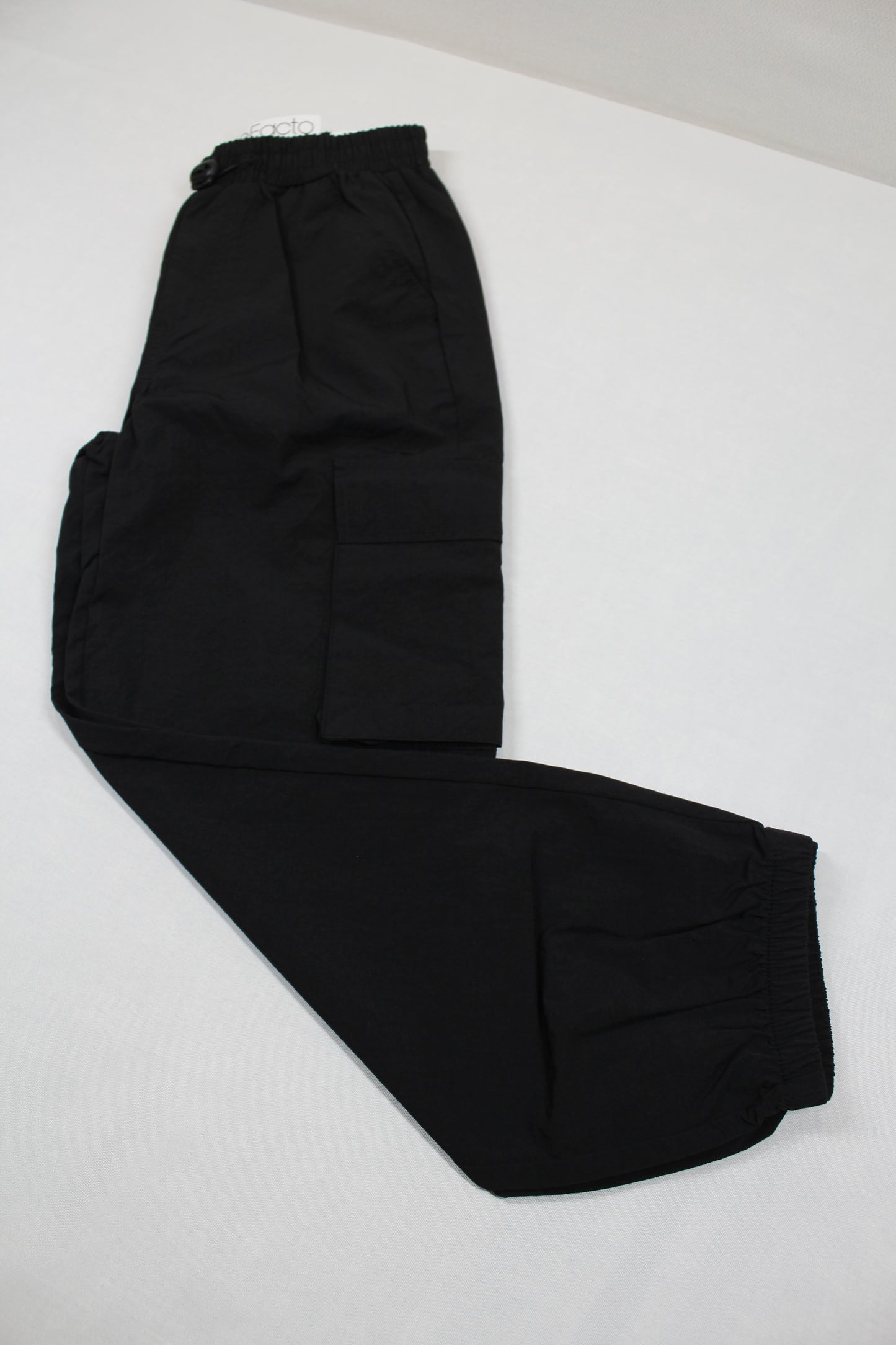 Leichte Schwarze Hose Jungs 122/128