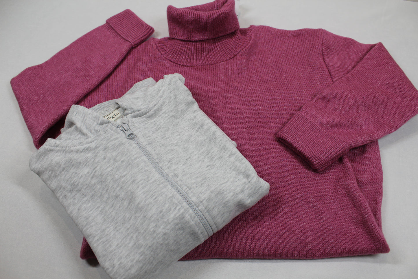 Set Stylische Weste Grau Rollkragenpullover Pik Mädchen 134/140
