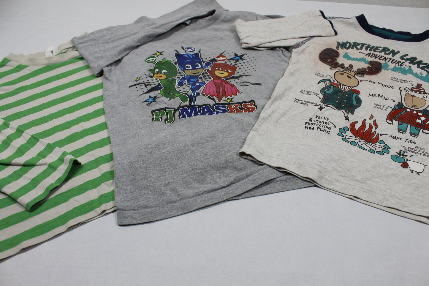 Set Leichte Langarm Shirts Jungs mit Motiv 110/116