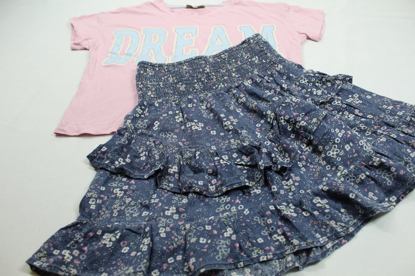 Sommerset Kurzer Blumenrock Pinkes T-Shirt Motiv Mädchen 134/140