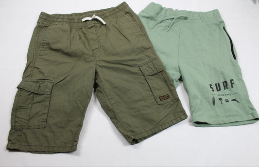 Stylisches Set Kurze Hosen Jungs Motiv 158/164