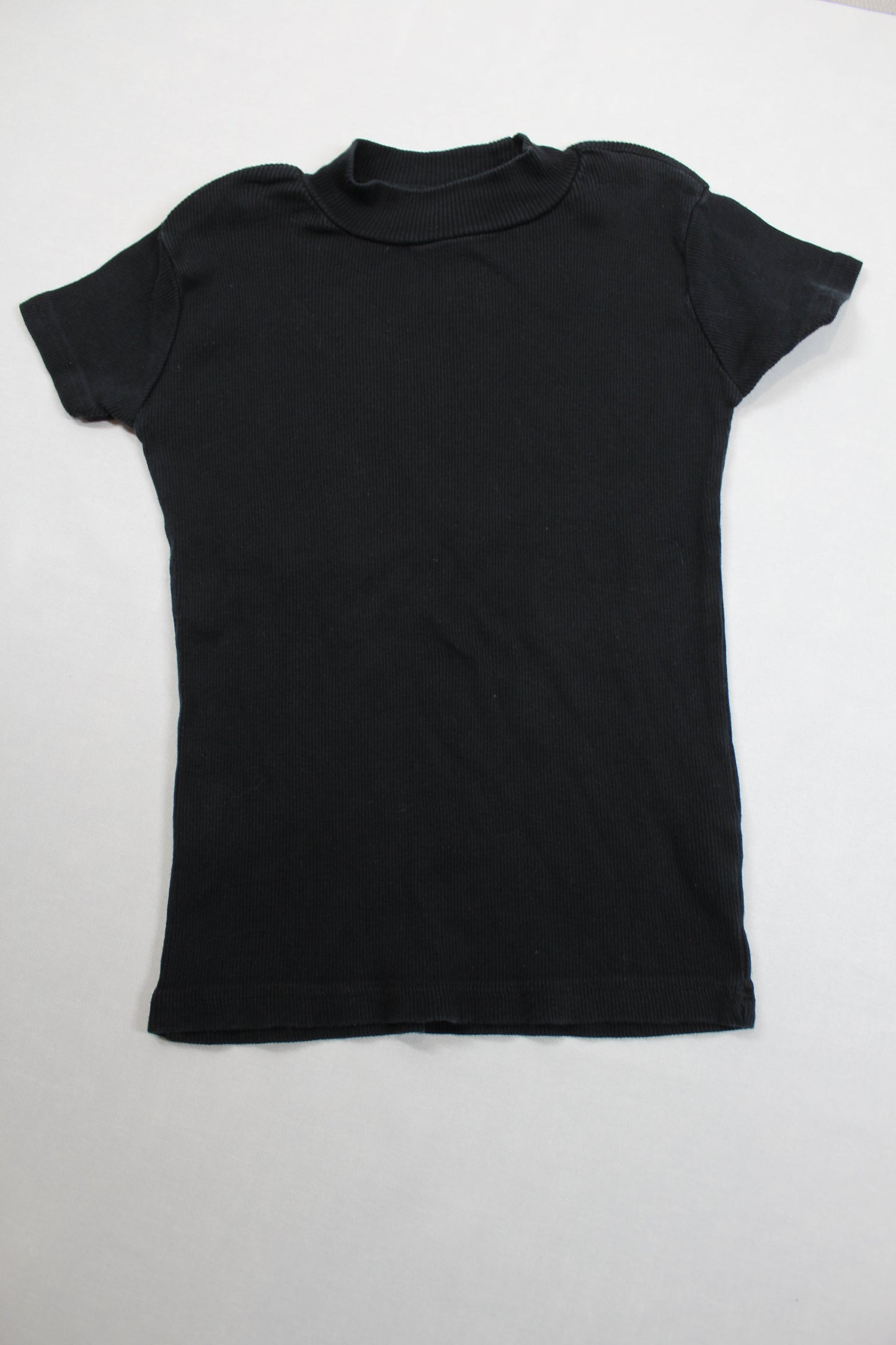 Set Bunter Leichter Rock Schwarzes T-Shirt Mädchen 146/152