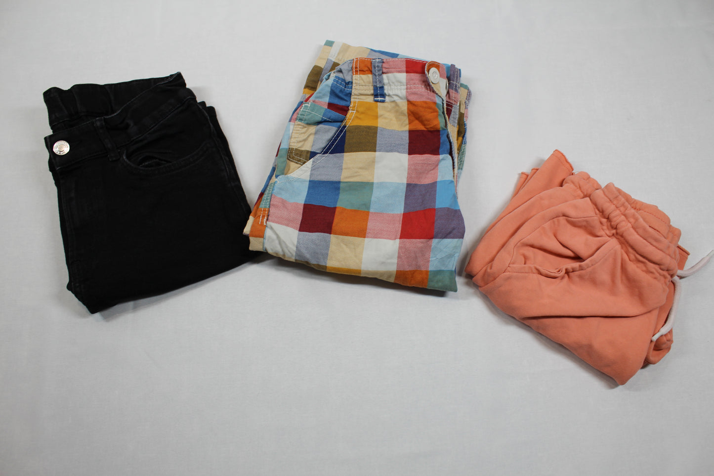 Dreierset Kurze Hosen Farbenfroh Jungs 146/152
