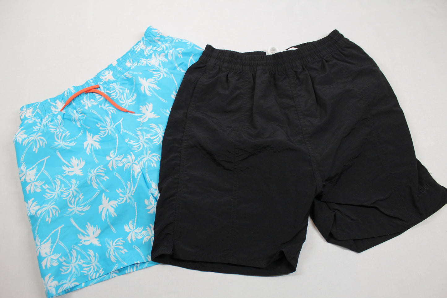 Set Kurze Hosen (Bademode) Schwarz Hellblau mit Motiv Jungs 146/152
