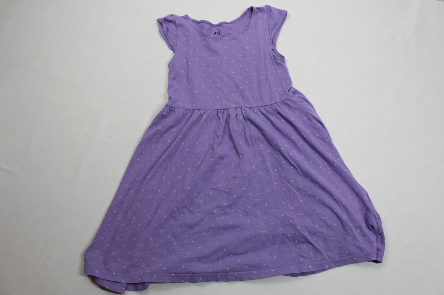 Set Leichtes Lila Kleid Kurzer Rock Muster Mädchen 110/116