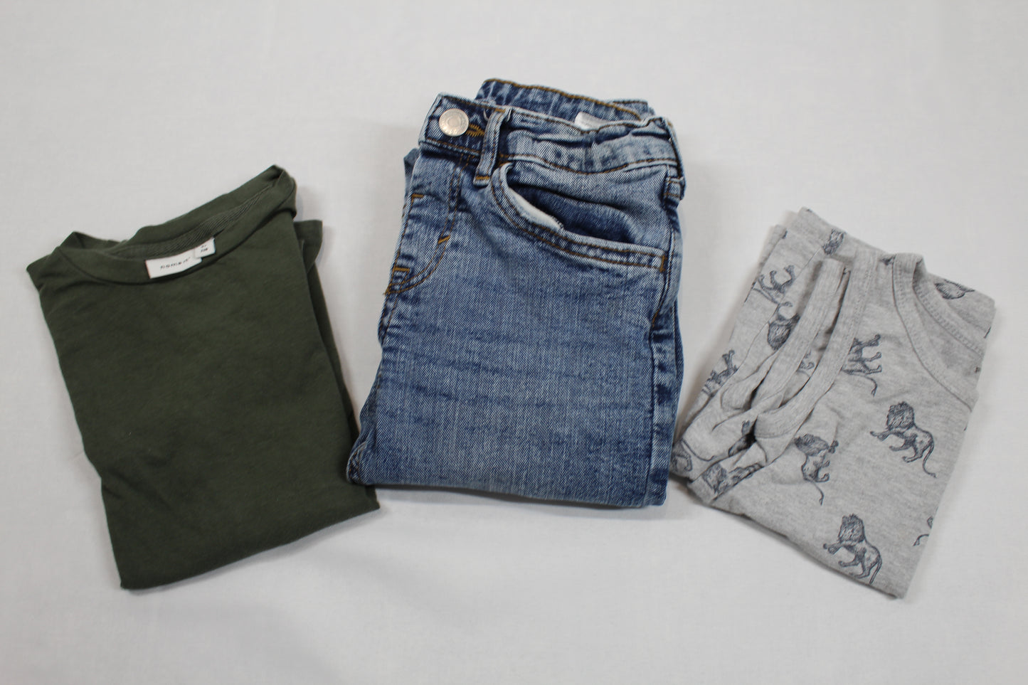 Set Zwei T-Shirts Uni Motiv Bluejeans Jungs 110/116