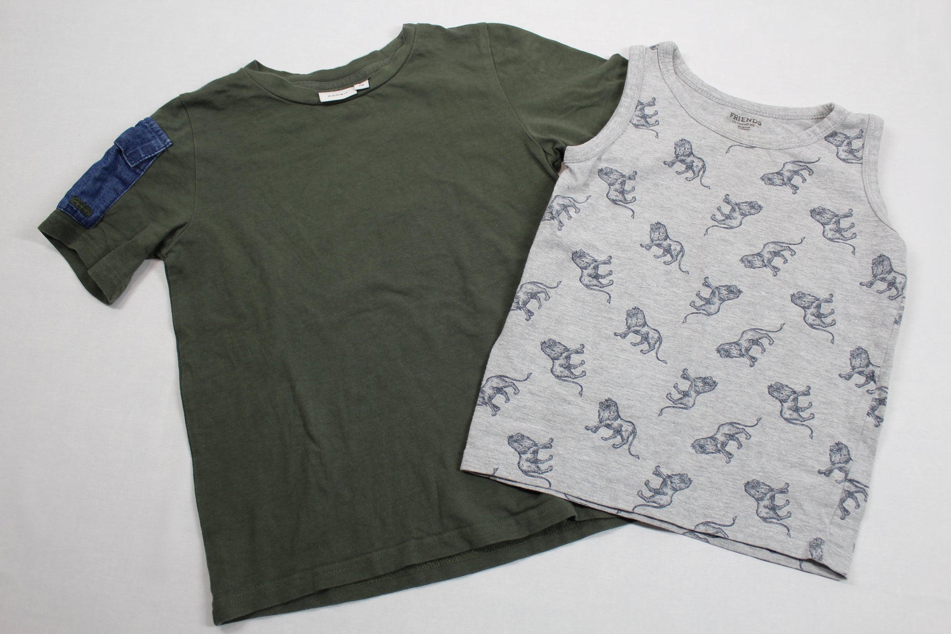 Set Zwei T-Shirts Uni Motiv Bluejeans Jungs 110/116