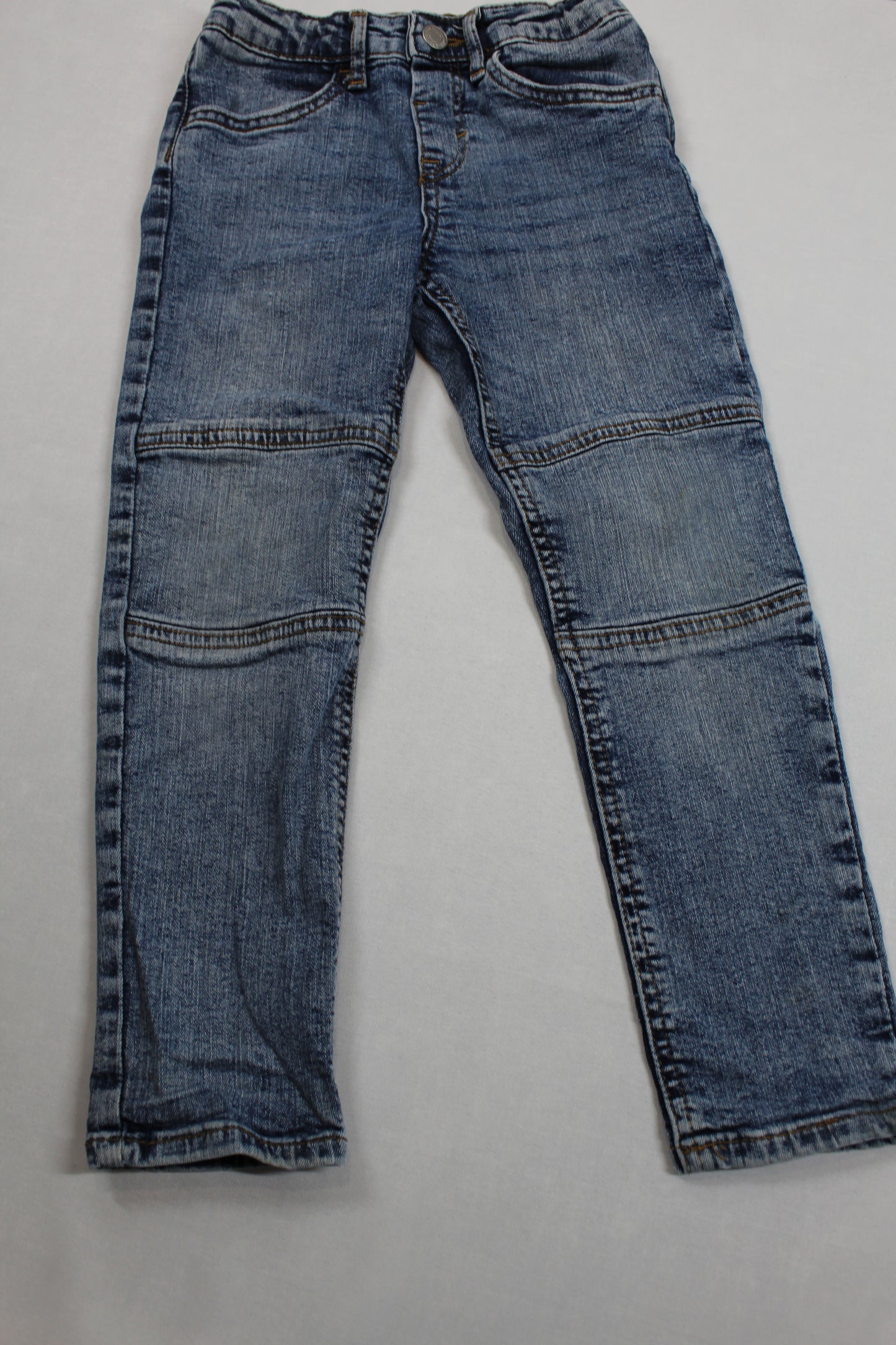 Set Zwei T-Shirts Uni Motiv Bluejeans Jungs 110/116