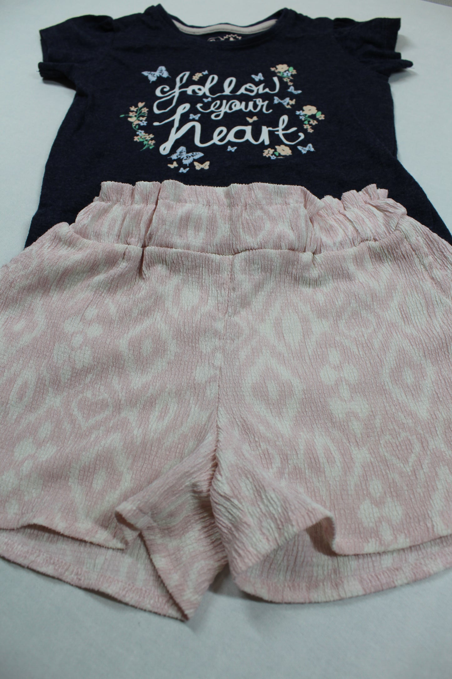 Set Kurze Hose T-Shirt Motiv Mädchen 98/104
