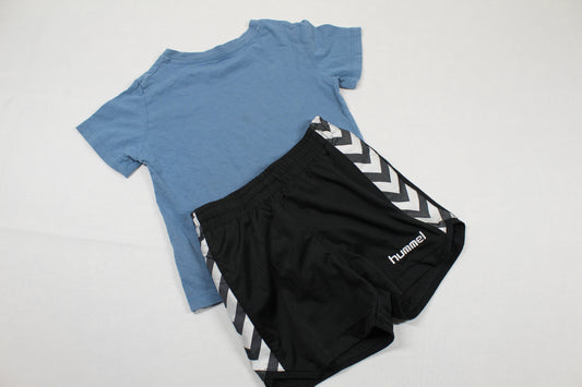Set Uni T-Shirt Blau Schwarze  kurze Hose Jungs 98/104