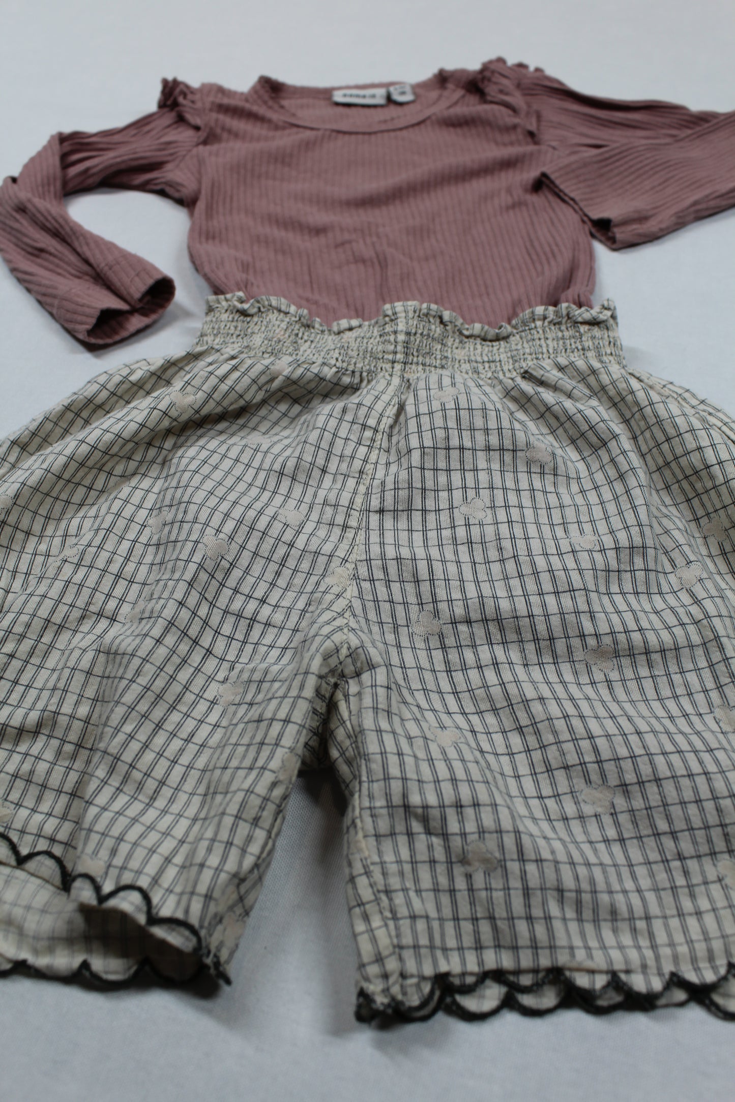 Set Kurze Hose Dunkelrosa Body Mädchen 74/80