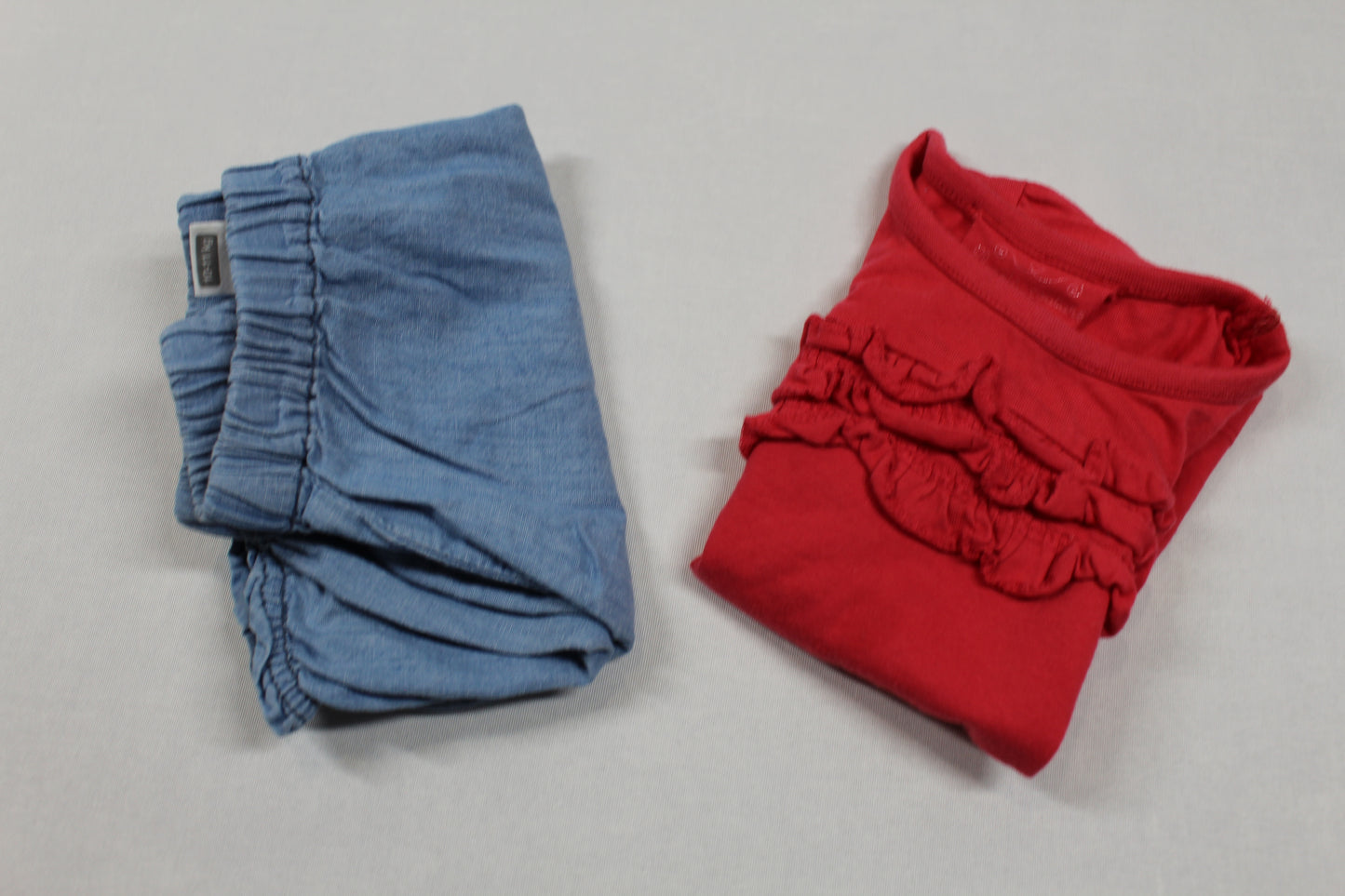 Set Bluejeans Rotes T-Shirt Mädchen 80/86