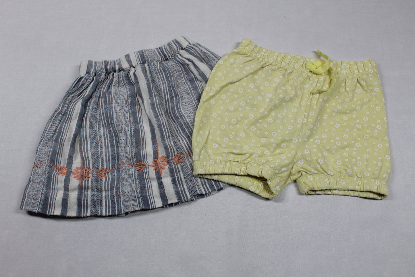 Set Kurzer Rock Gestreift Kurze Hose Gelb Mädchen 80/86